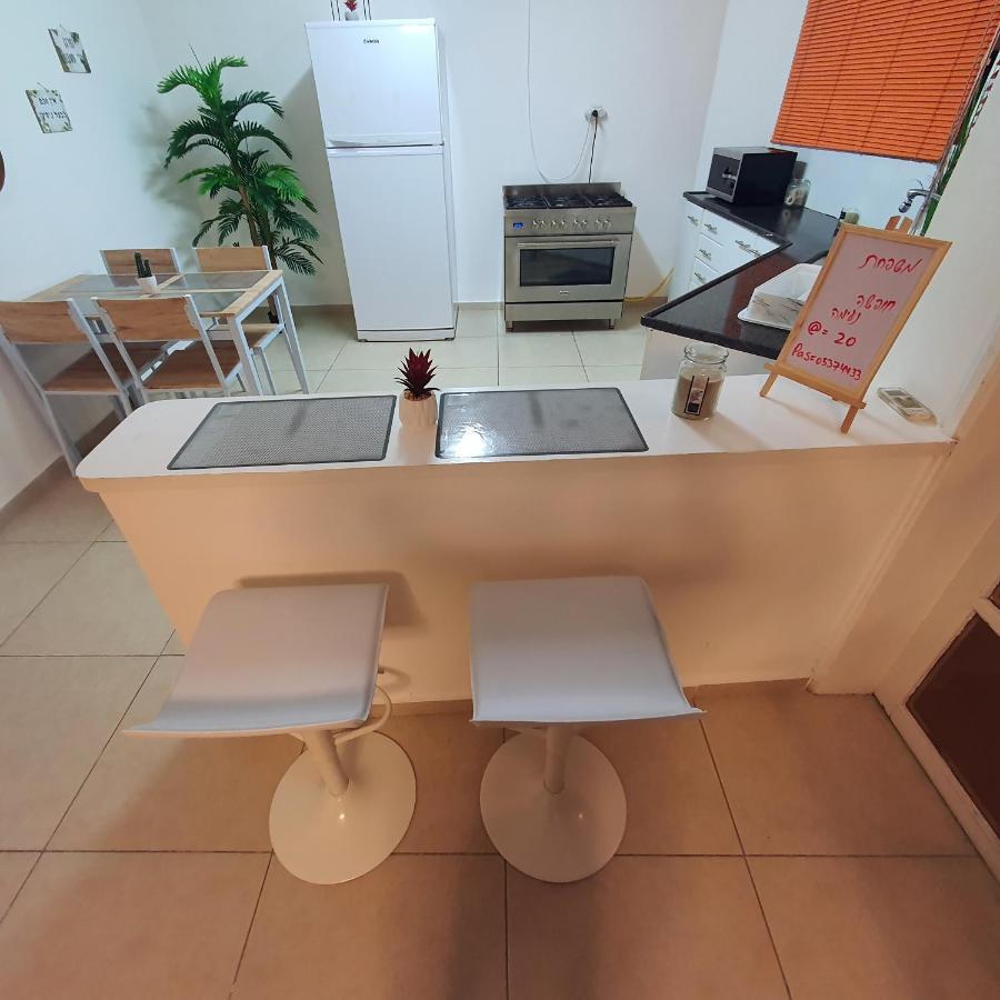 Barak Royal Suites 20 Garden Jacuzzi - ג'קוזי בחצר Ελάτ Εξωτερικό φωτογραφία
